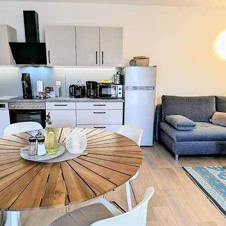 Urban - Orangerie - Am Schlosspark- Parken An Der Der Tür- Barrierefrei, 900 Meter Zum Bahnhof - Wallbox Apartamento *