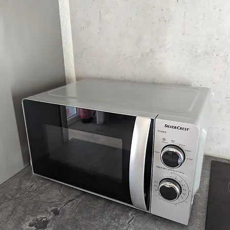 Urban - Orangerie - Am Schlosspark- Parken An Der Der Tür- Barrierefrei, 900 Meter Zum Bahnhof - Wallbox * Gotha