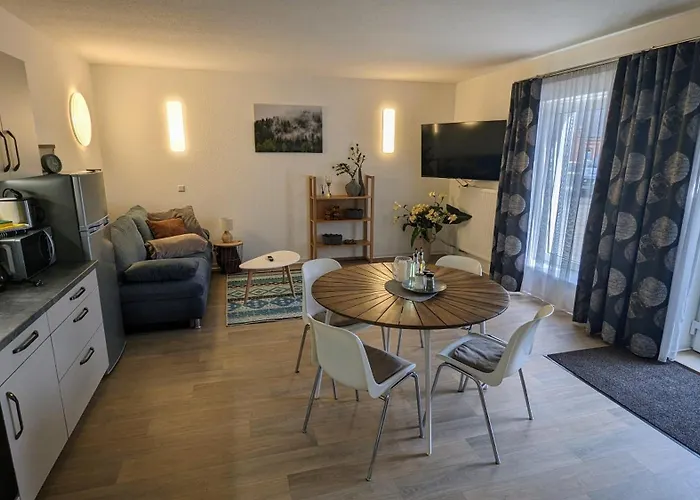 Apartament Urban - Orangerie - Am Schlosspark- Parken An Der Der Tuer- Barrierefrei, 900 Meter Zum Bahnhof - Wallbox