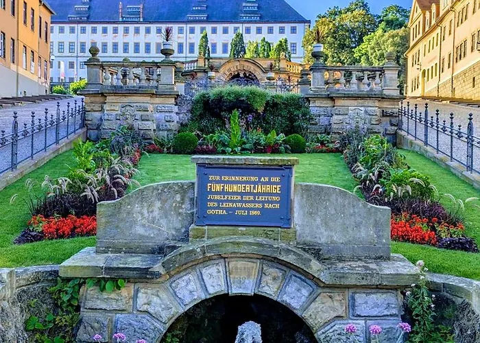 Urban - Orangerie - Am Schlosspark- Parken An Der Der Tuer- Barrierefrei, 900 Meter Zum Bahnhof - Wallbox 公寓 *
